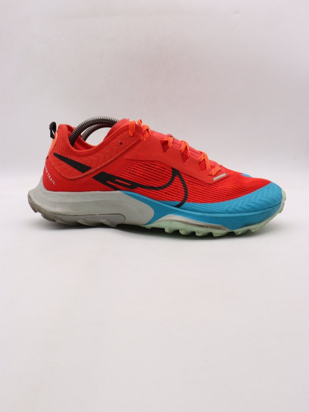 Nike Air Zoom Terra Kiger 8 Men's Size 9.5 Trail Running Sneakers DH0649-600